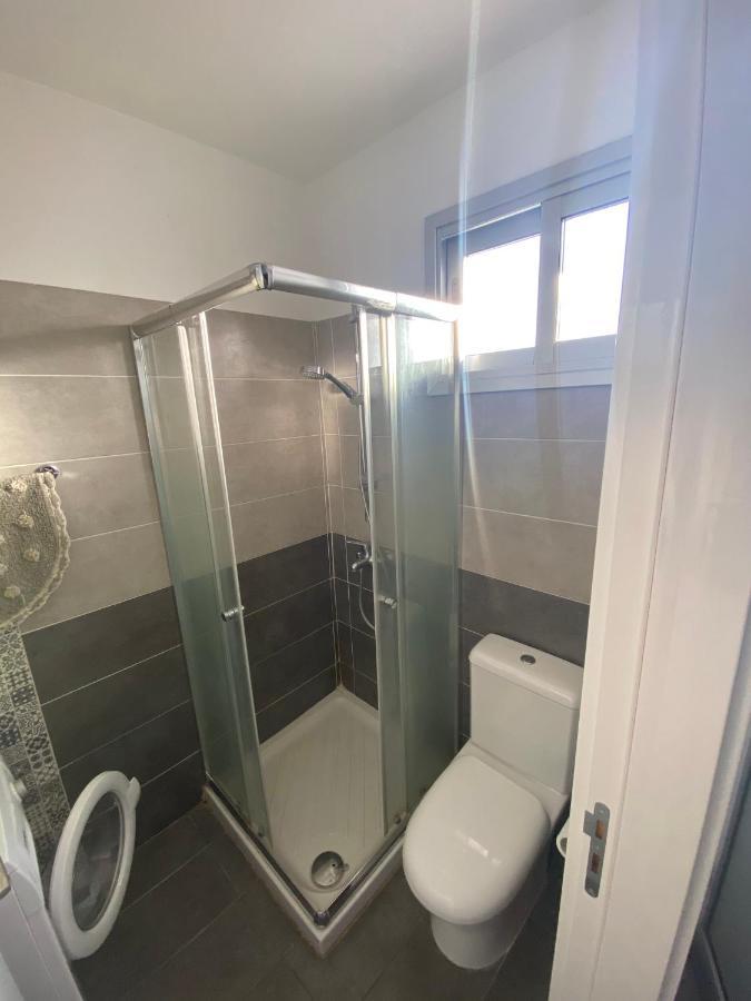 Cosy Apartment In The Heart Of Kato Пафос Екстериор снимка