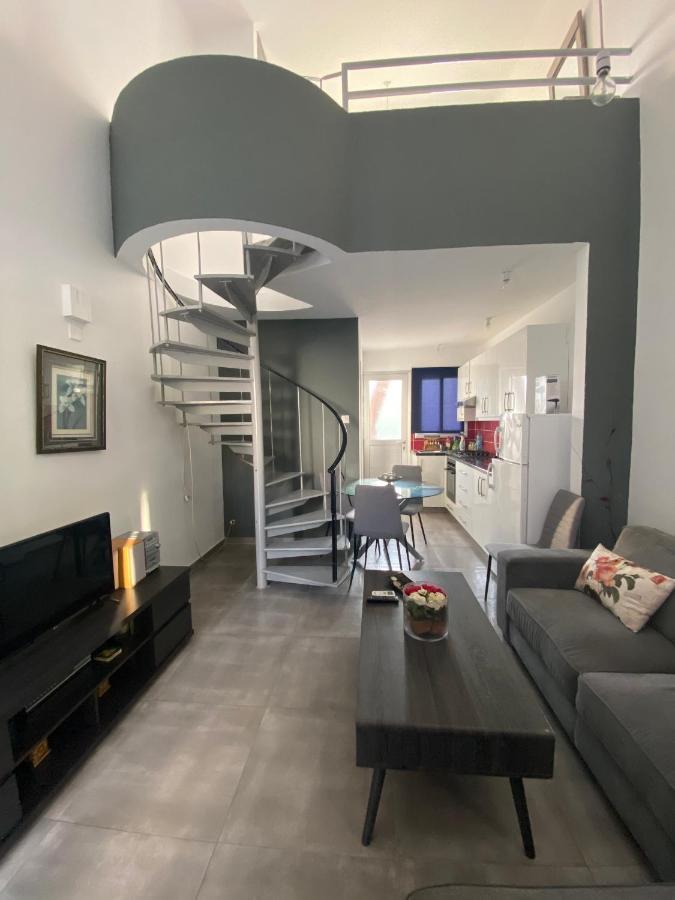 Cosy Apartment In The Heart Of Kato Пафос Екстериор снимка